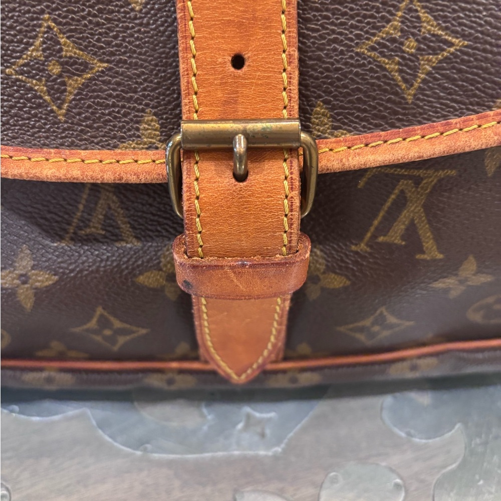 Louis Vuitton Saumur 35 & COA - Picture 6 of 16